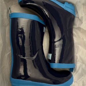 Hatley Navy Shiny Rain Boots Size 1 kids